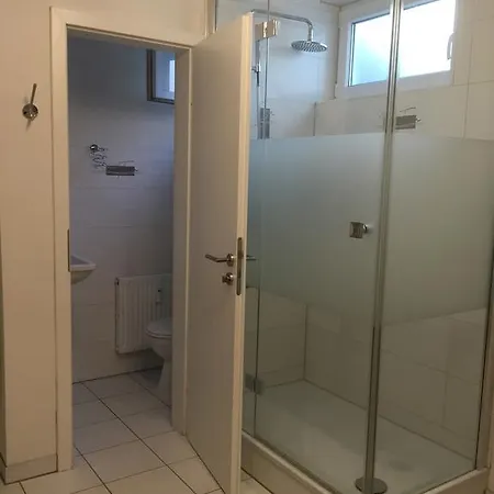 Ferienwohnung Voissel 아파트 바트노이에나르아르바일러